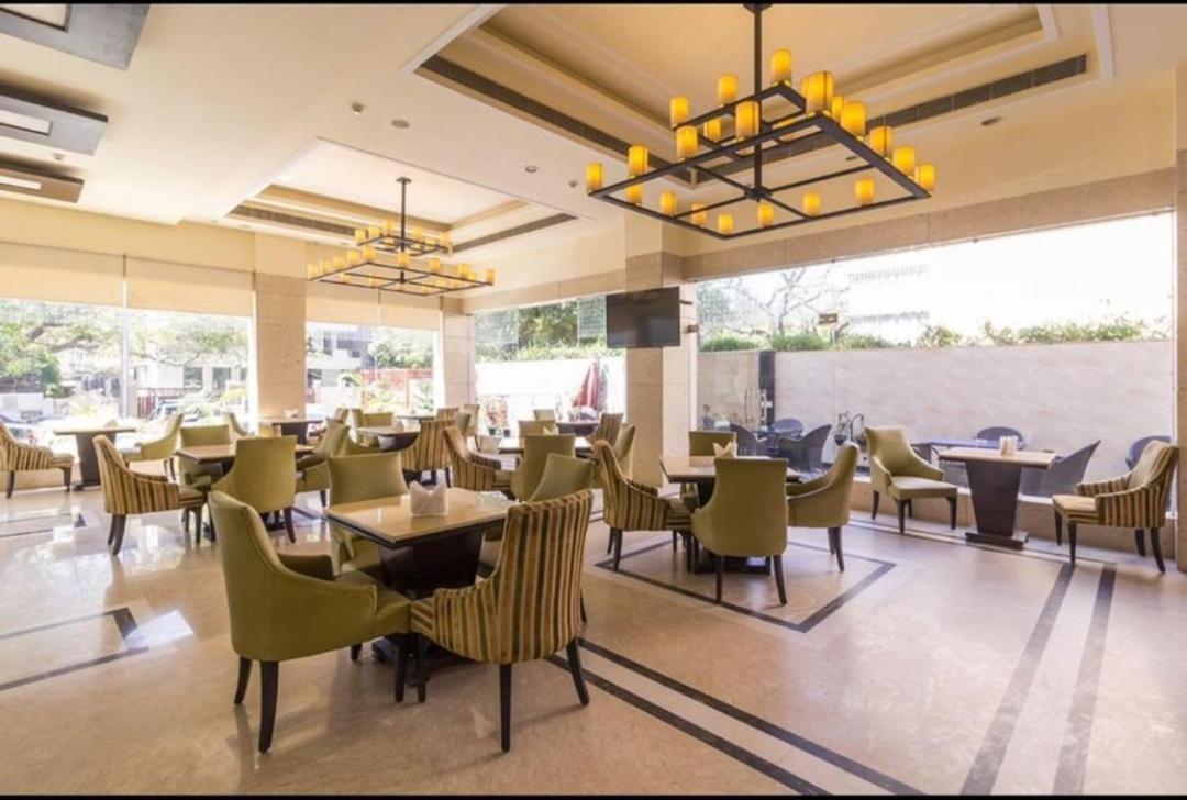 Madhuban Hotel , New delhi Buitenkant foto