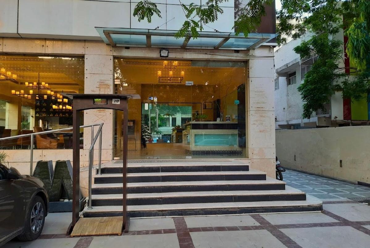 Madhuban Hotel , New delhi Buitenkant foto